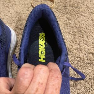 Woman’s Hoka one to me purple sneakers